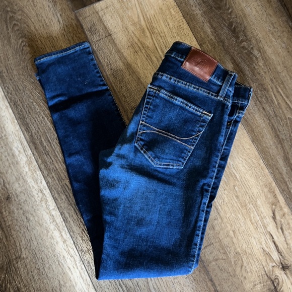 Hollister Blue Skinny Jeans 👖 - Picture 3 of 6